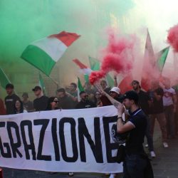 La Spezia, un successo: vanificati i tentativi antifa di impedire il corteo